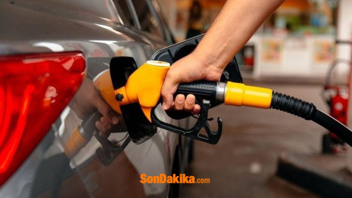 Akaryakıta zam var mı? Motorine zam geldi mi? Motorin kaç TL, ne kadar oldu?