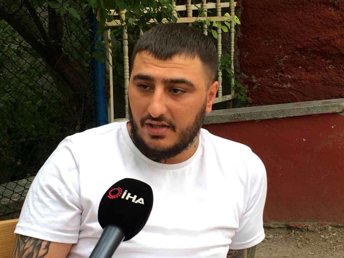 Araç kiralama firması sahipleri tarafından bıçaklanan genç adam ölümden döndü