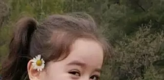 Babasının terastan attığı çekyatın başına çarpmasıyla ölen küçük Rana, toprağa verildi