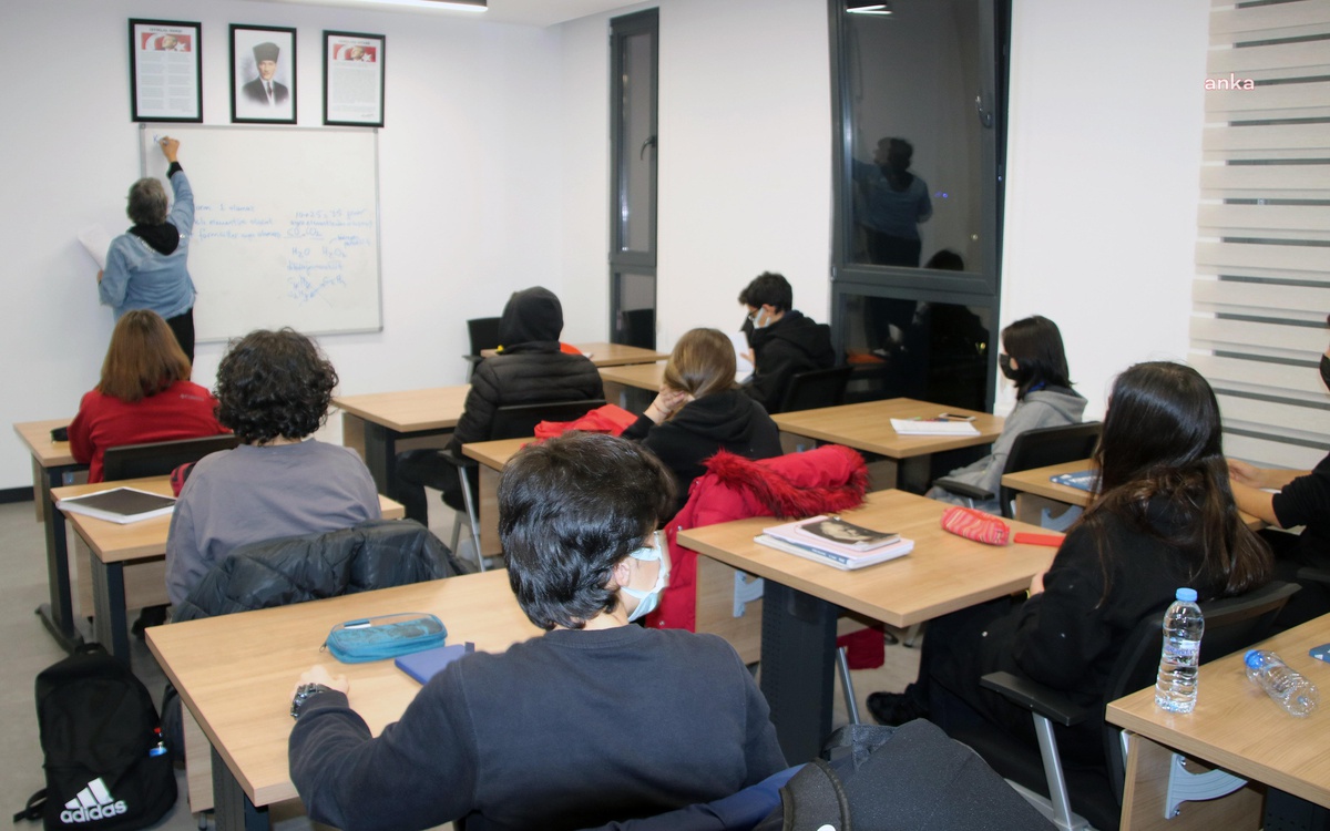 Çankaya Belediyesi\'nden 4 Bin Öğrenciye Eğitim Desteği