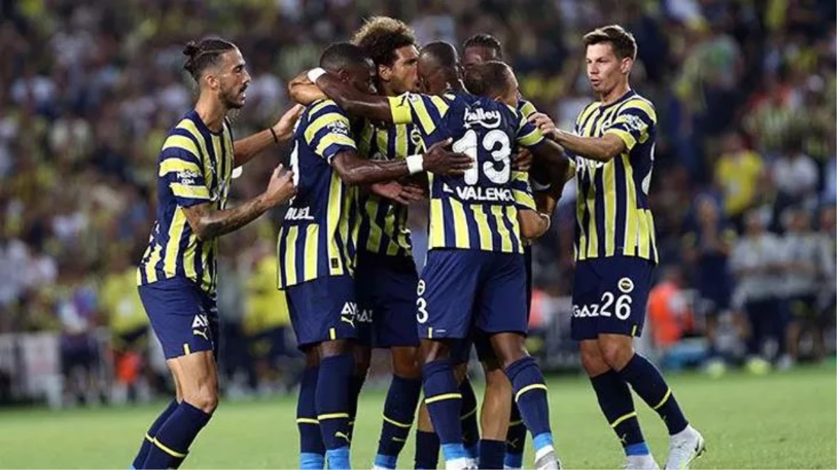 Fenerbahçe, Avrupa Ligi play-offlarında oynayacağı kadroyu UEFA\'ya bildirdi! Sakatlığı devam eden Joao Pedro yine yok