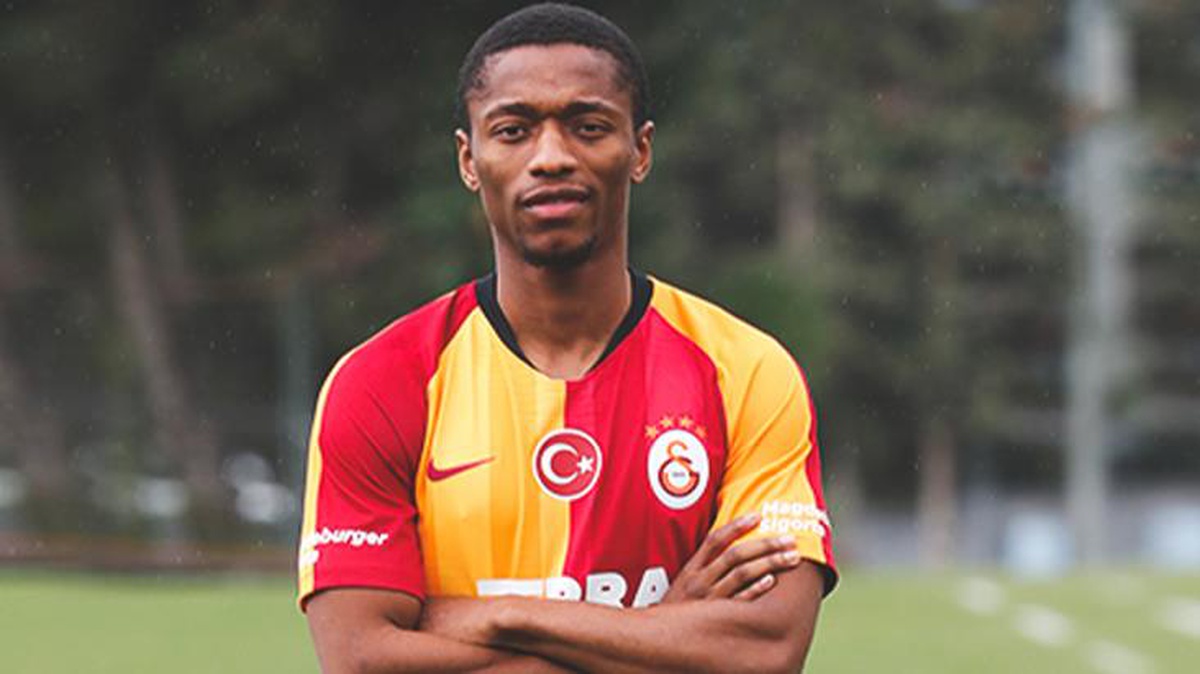 Galatasaray, 25 yaşındaki Jesse Sekidika\'nın sözleşmesini feshetti