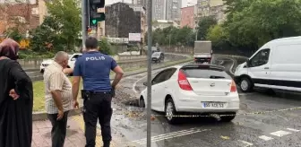 GAZİOSMANPAŞA'DA YAĞMURDA YOL ÇÖKTÜ OTOMOBİL ÇUKURA DÜŞTÜ