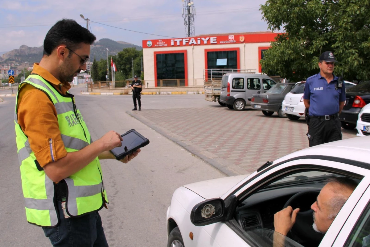 İçişleri Bakanlığı "Huzurlu Sokaklar Uygulaması" yaptı