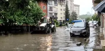 İstanbul'da sağanak su baskınlarına yol açtı