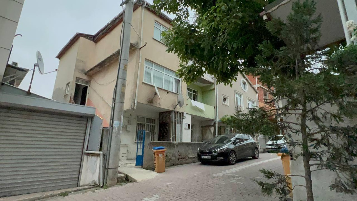 Kocaeli\'de zam isteyen ev sahibinin 2 oğlunu pompalı tüfekle yaralayan kişi salıverildi