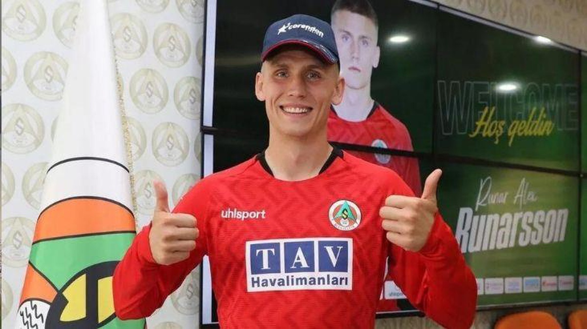 Alanyaspor, Arsenal\'den Runarsson\'u kadrosuna kattı
