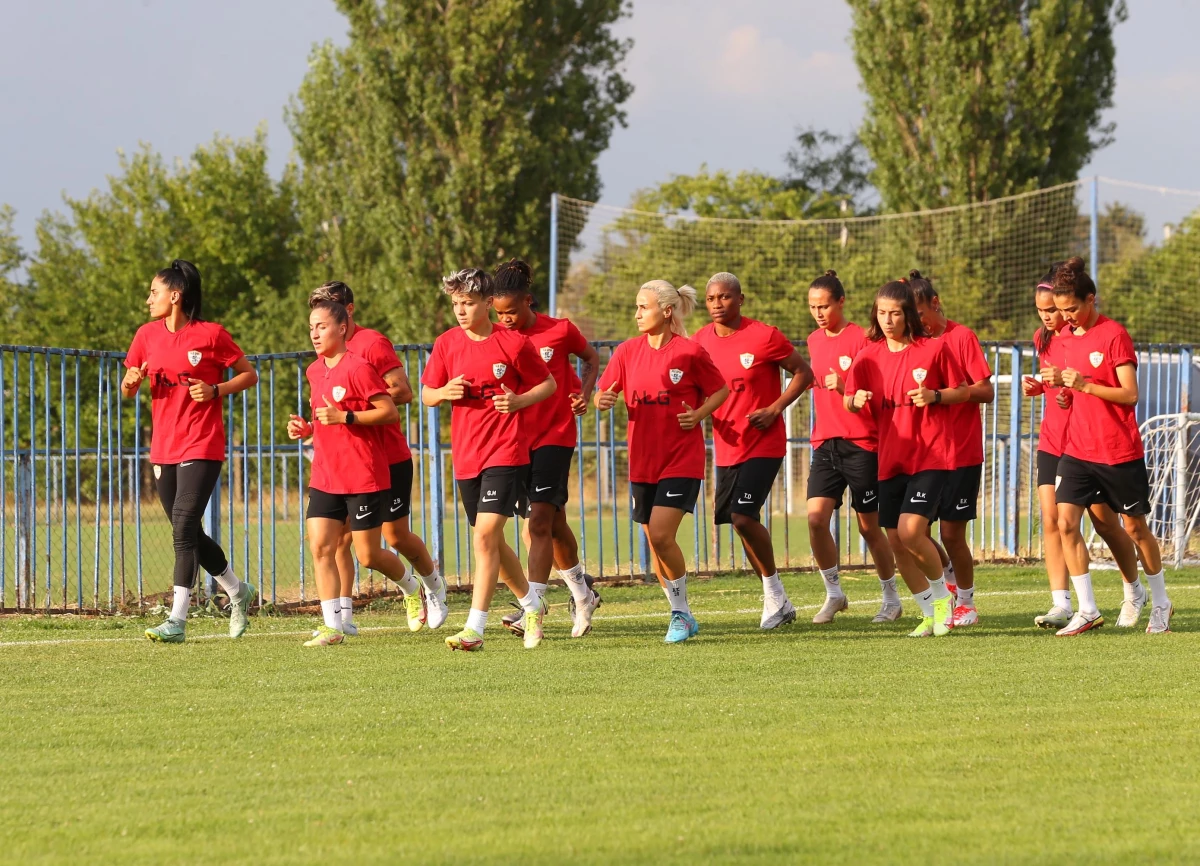 ALG Spor, Brann maçının hazırlıklarını Sırbistan\'da sürdürdü