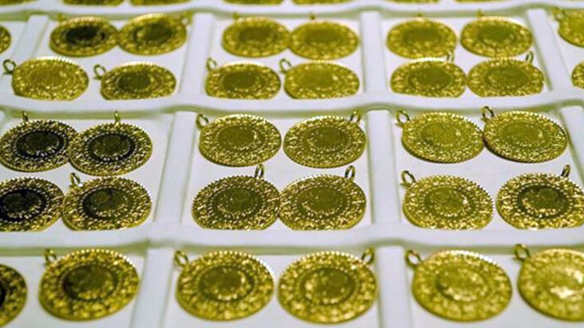 Güne düşüşle başlayan altının gram fiyatı 1.026 lira seviyesinden işlem görüyor