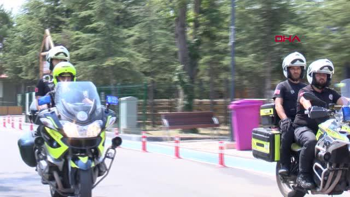 ANKARA Motosiklet ambulanslardan 3-5 dakikada ilk müdahale