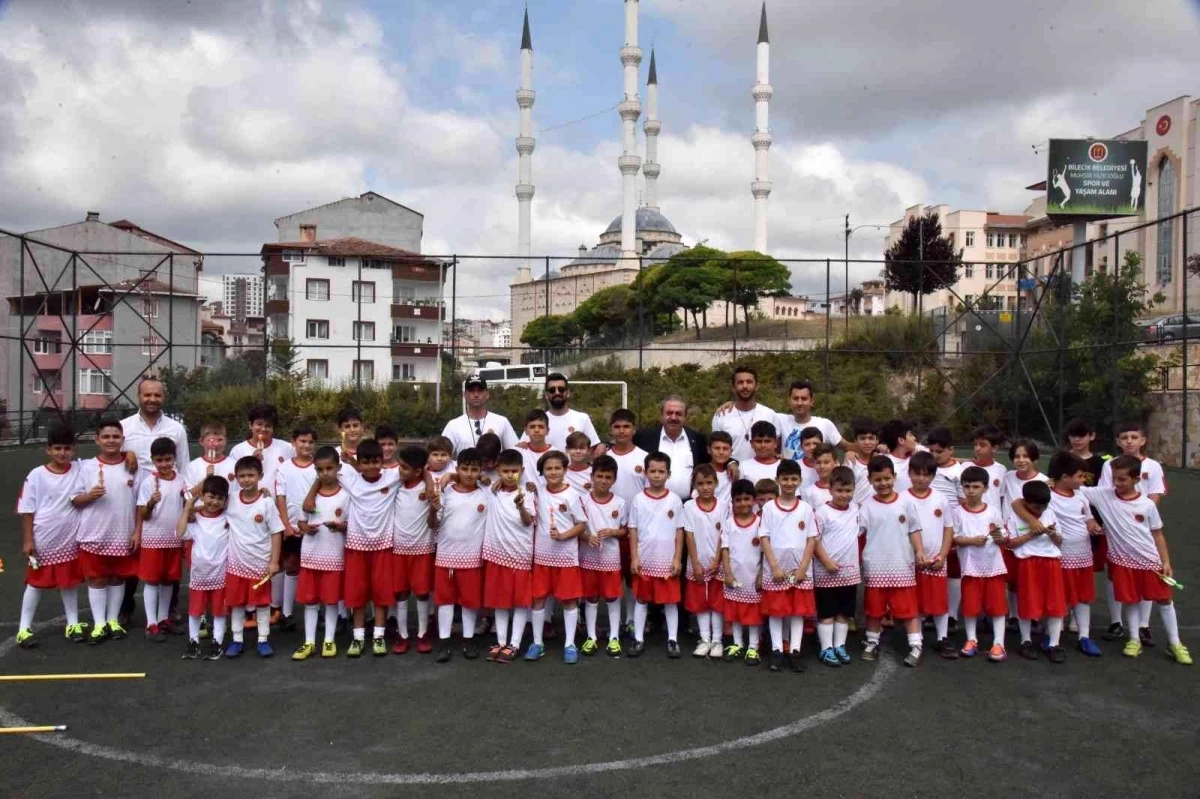 Başkan Yardımcısı Yıldız, yaz spor okulları öğrencilerini ziyaret etti