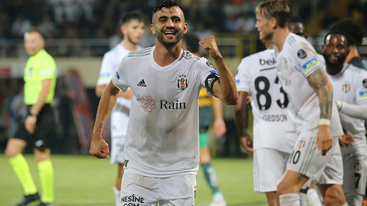 Beşiktaş\'ta sakatlık depremi! Rachid Ghezzal 3 hafta sahaya çıkamayacak