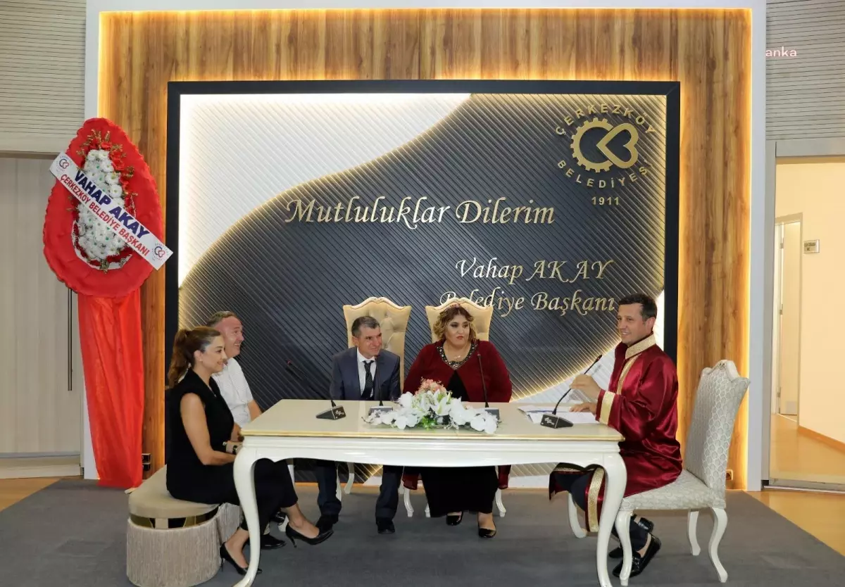 Çerkezköy Belediyesi Çalışanlarının Nikahını Başkan Akay Kıydı