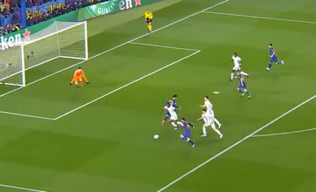 Dünya, Arda Güler-Messi benzerliğini konuşuyor! Kasımpaşa maçındaki golü olay oldu Dünya, Arda Güler-Messi benzerliğini konuşuyor! Kasımpaşa maçındaki golü olay oldu