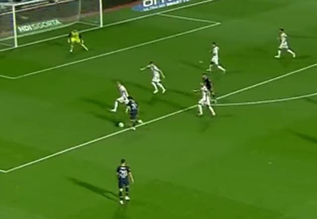 Dünya, Arda Güler-Messi benzerliğini konuşuyor! Kasımpaşa maçındaki golü olay oldu Dünya, Arda Güler-Messi benzerliğini konuşuyor! Kasımpaşa maçındaki golü olay oldu