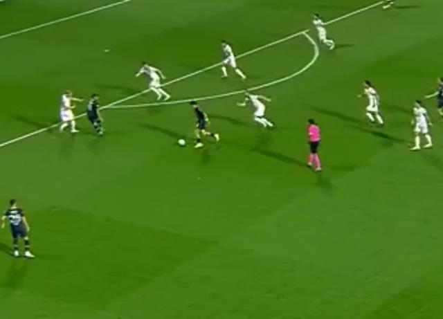 Dünya, Arda Güler-Messi benzerliğini konuşuyor! Kasımpaşa maçındaki golü olay oldu Dünya, Arda Güler-Messi benzerliğini konuşuyor! Kasımpaşa maçındaki golü olay oldu