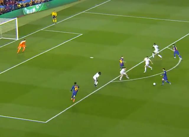 Dünya, Arda Güler-Messi benzerliğini konuşuyor! Kasımpaşa maçındaki golü olay oldu Dünya, Arda Güler-Messi benzerliğini konuşuyor! Kasımpaşa maçındaki golü olay oldu
