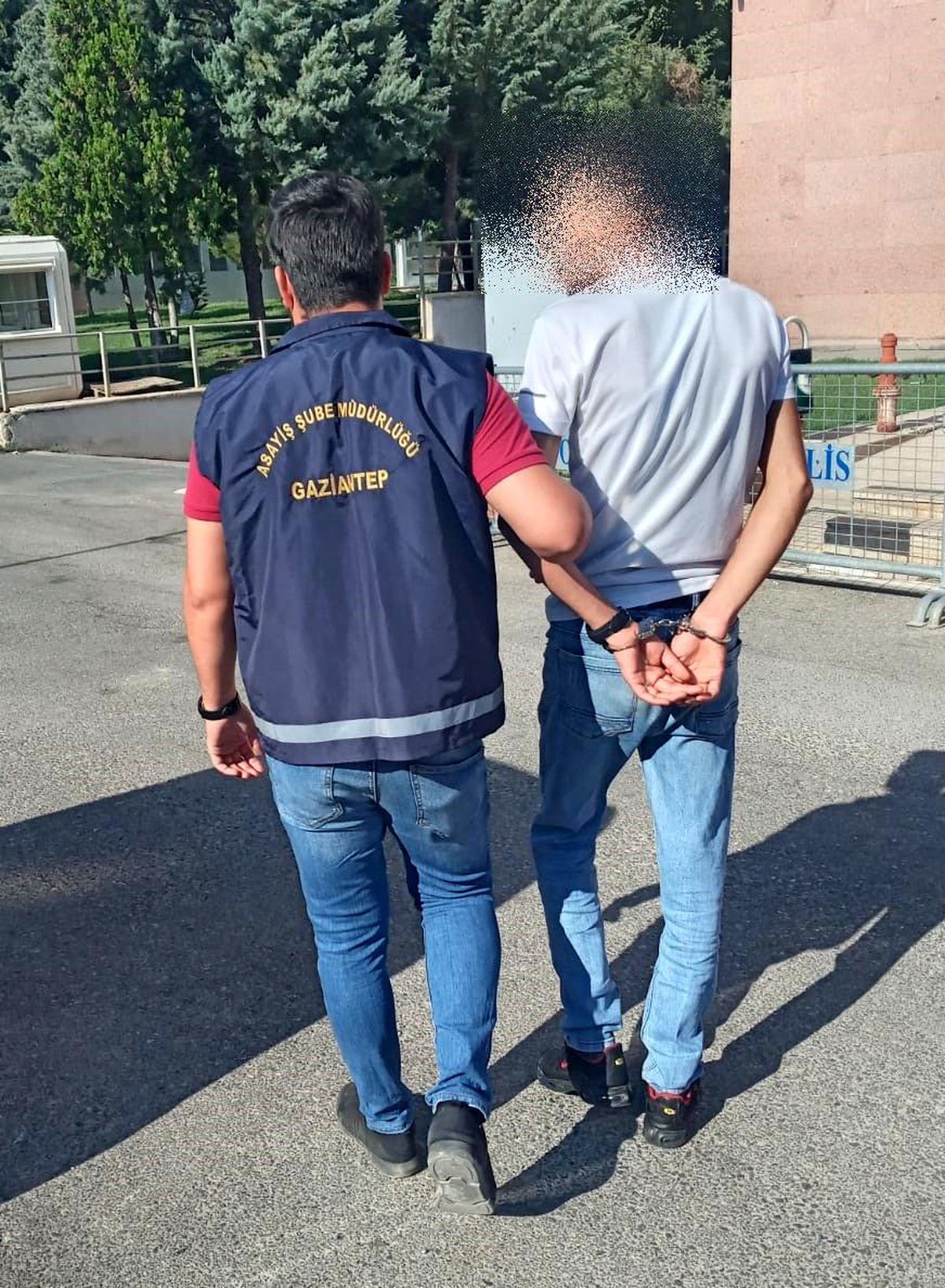 Gaziantep\'te çeşitli suçlardan aranan 14 şahıs tutuklandı