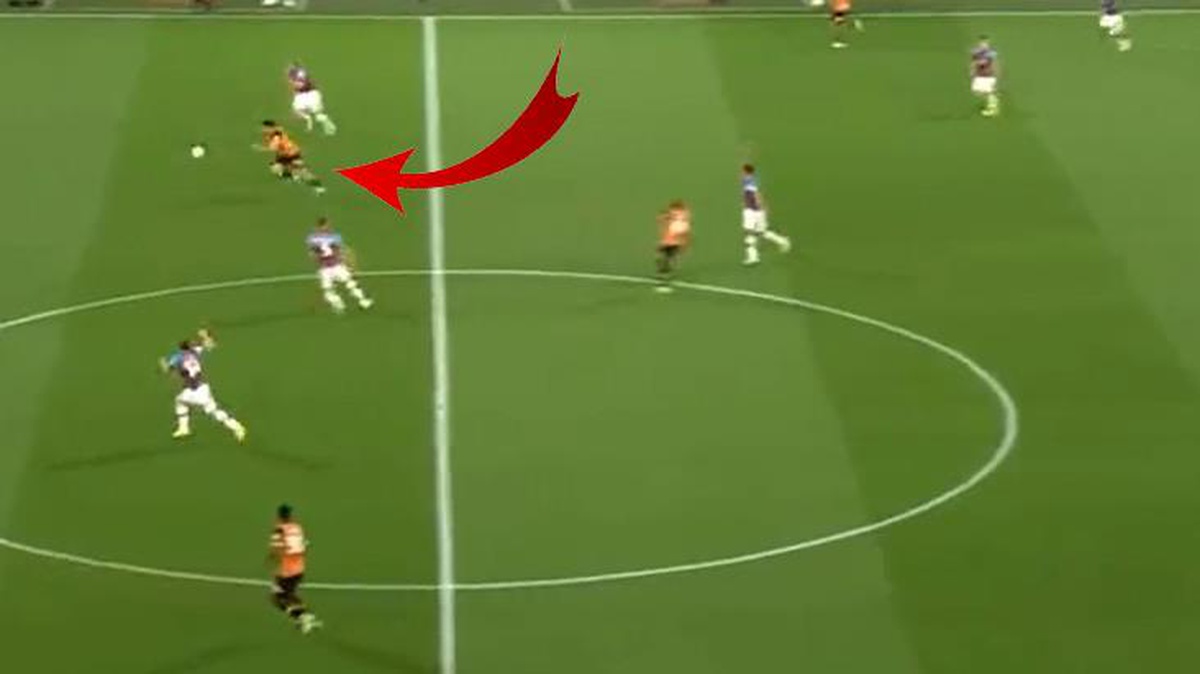 Hull City\'de forma giyen Ozan Tufan adeta gösteri yaptı! Metrelerce top sürüp fileleri havalandırdı