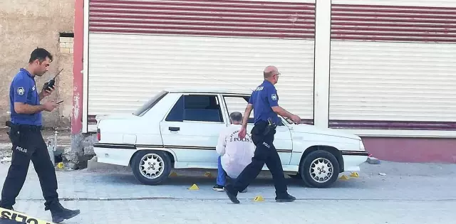Aracında silahlı saldırıya uğrayan güvenlik görevlisi öldü