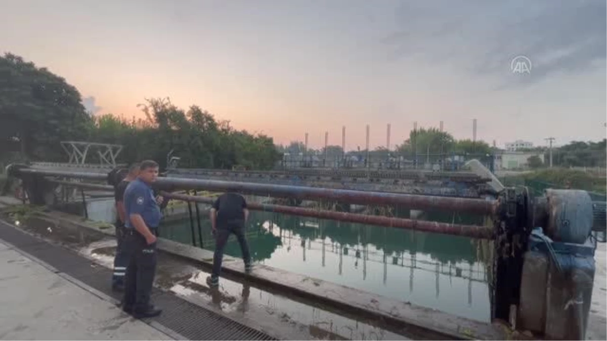 Adana\'da hidroelektrik santralin kapaklarında erkek cesedi bulundu