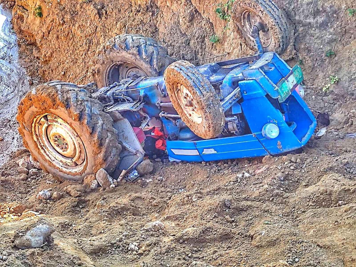 Kastamonu\'da devrilen traktörün sürücüsü yaralandı