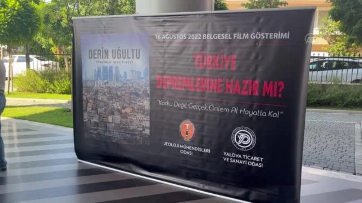Marmara Depremi\'nin 23\'üncü yılında Yalova\'da "Derin Uğultu" belgeseli gösterildi