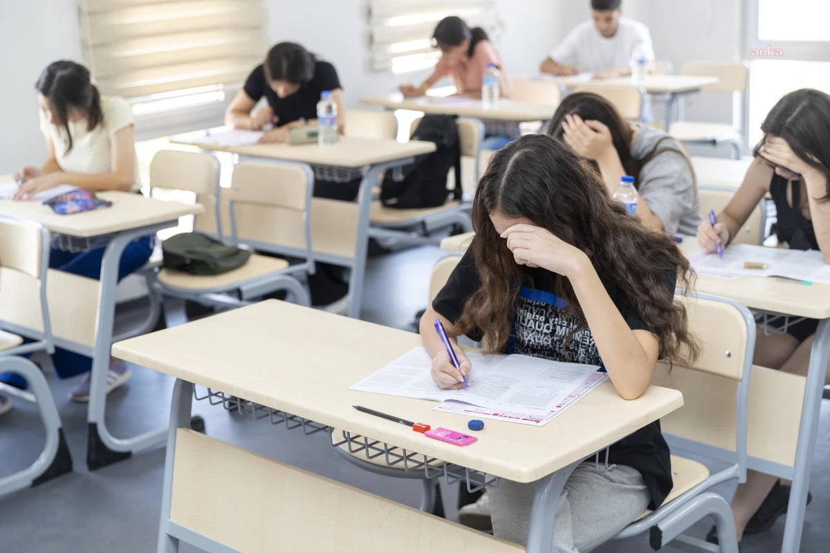 Mersin yerel haberleri... Mersin Büyükşehir Belediyesi Yks Kurs Merkezlerinde Eğitim-Öğretim Yılı Başladı