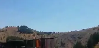 Meşrubat yüklü TIR devrildi, yolda uzun araç kuyruğu oluştu