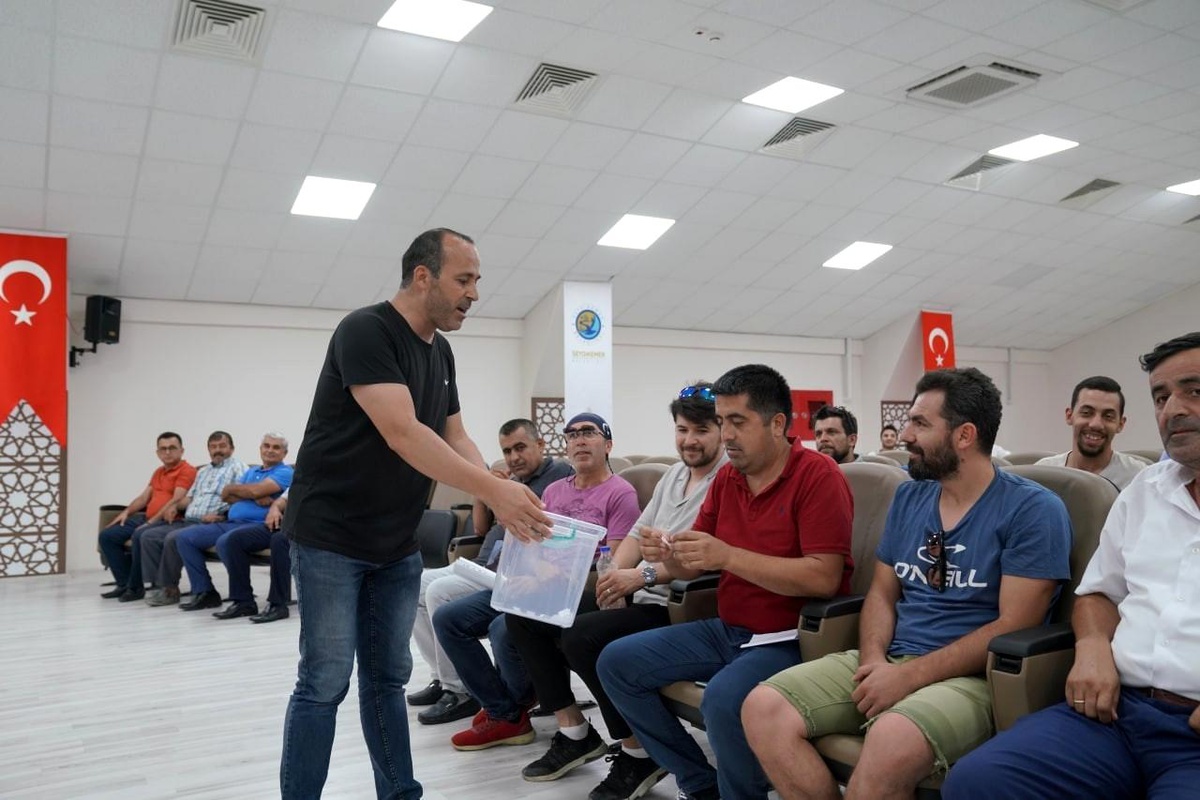 Seydikemer\'de düzenlenen futbol turnuvasının fikstür çekimi yapıldı