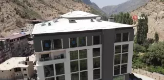 Şırnak'ta 50 milyon lira maliyetle yapımı devam eden hastanede sona yaklaşıldı