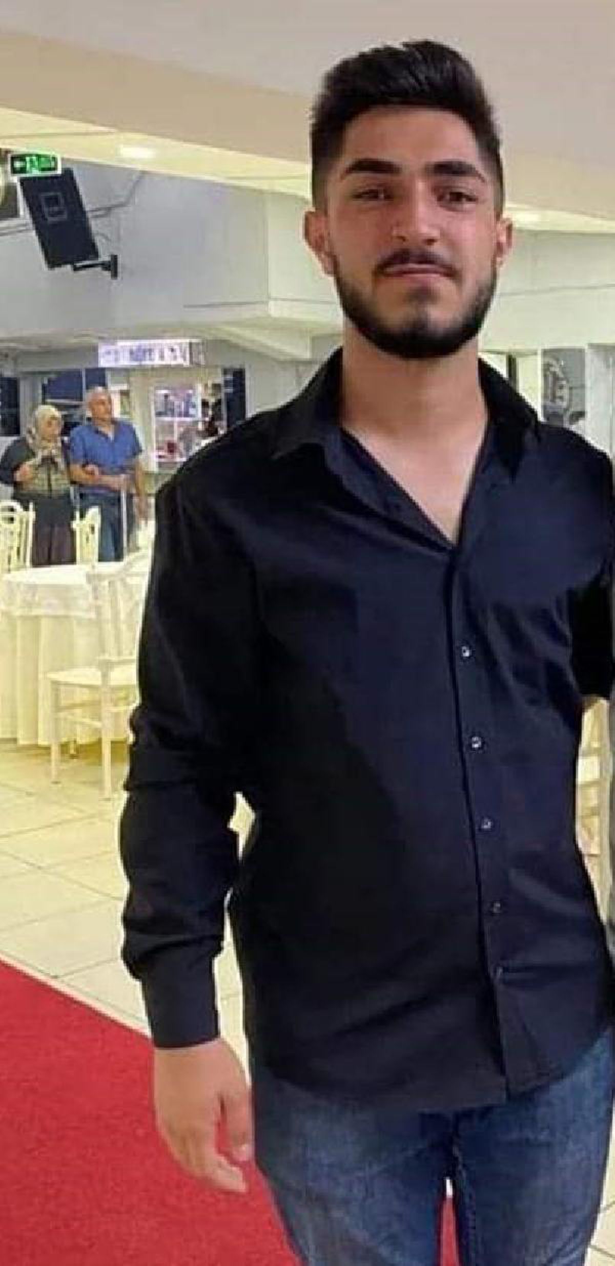 Tabancayı temizlerken kazara kendini vurdu
