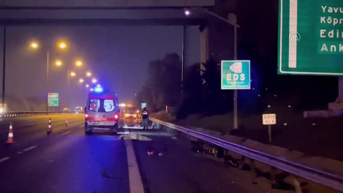 TEM Otoyolu\'ndaki trafik kazasında 2 kişi öldü
