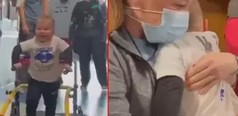 İki yıldır felç hastası olan çocuk, hastalığını yenerek hastaneden yürüyerek çıktı