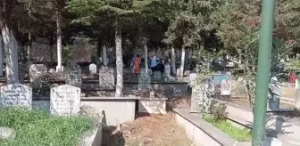 Kocaeli'de depremde hayatını kaybedenler dualarla anıldı