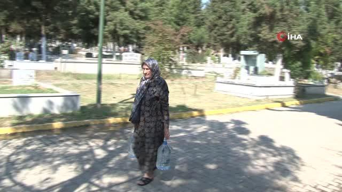 Depremde yitirdiği 7 kişinin acısını hiç unutamadı