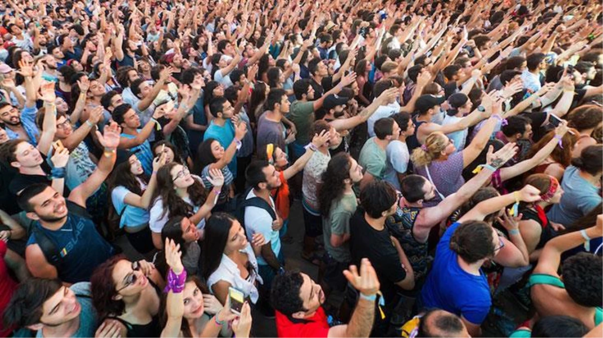Kaymakamlık tarafından iptal edilmişti! Mahkemeye taşınan Zeytinli Rock Festivali 22-25 Eylül arasında yapılacak
