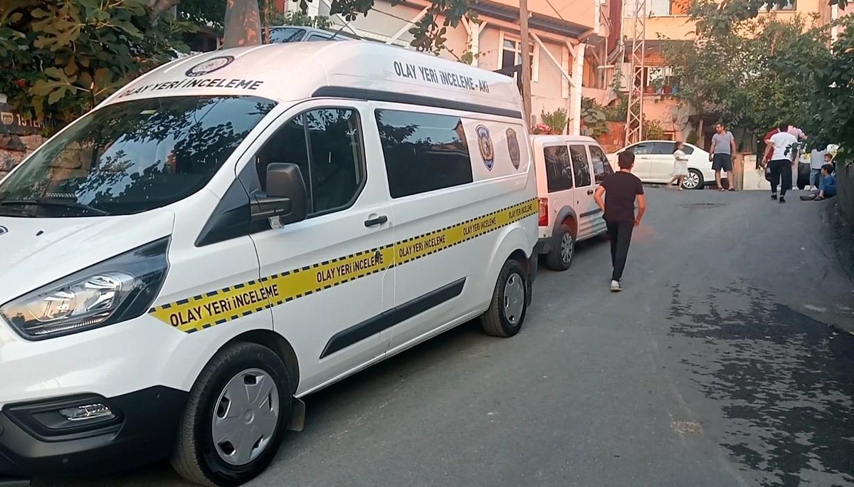 Sarıyer\'de kaçak sigara almaya gelen ağabey kardeş kavgası kanlı bitti: 1 ölü