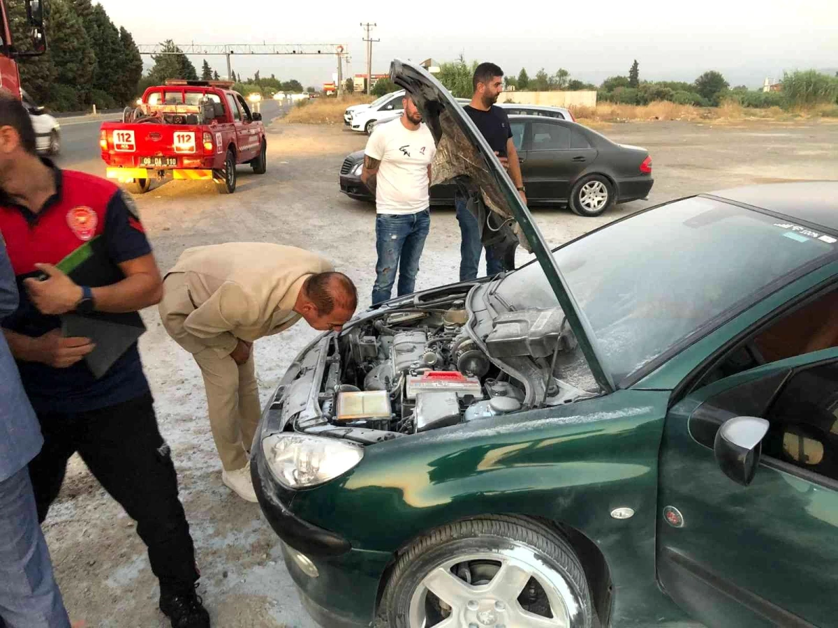 Seyir halindeki otomobilde yangın çıktı