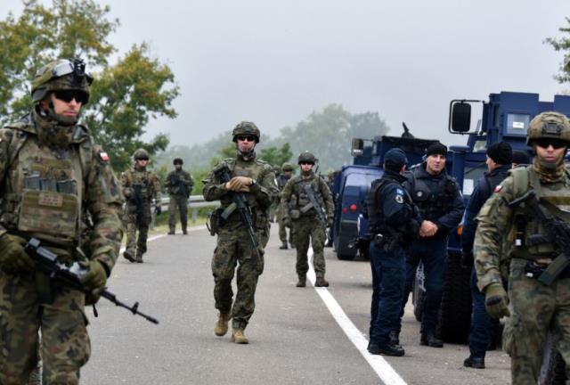 Şimdi de Kosova-Sırbistan gerginliği patlak verdi! NATO'dan korkutan müdahale sinyali