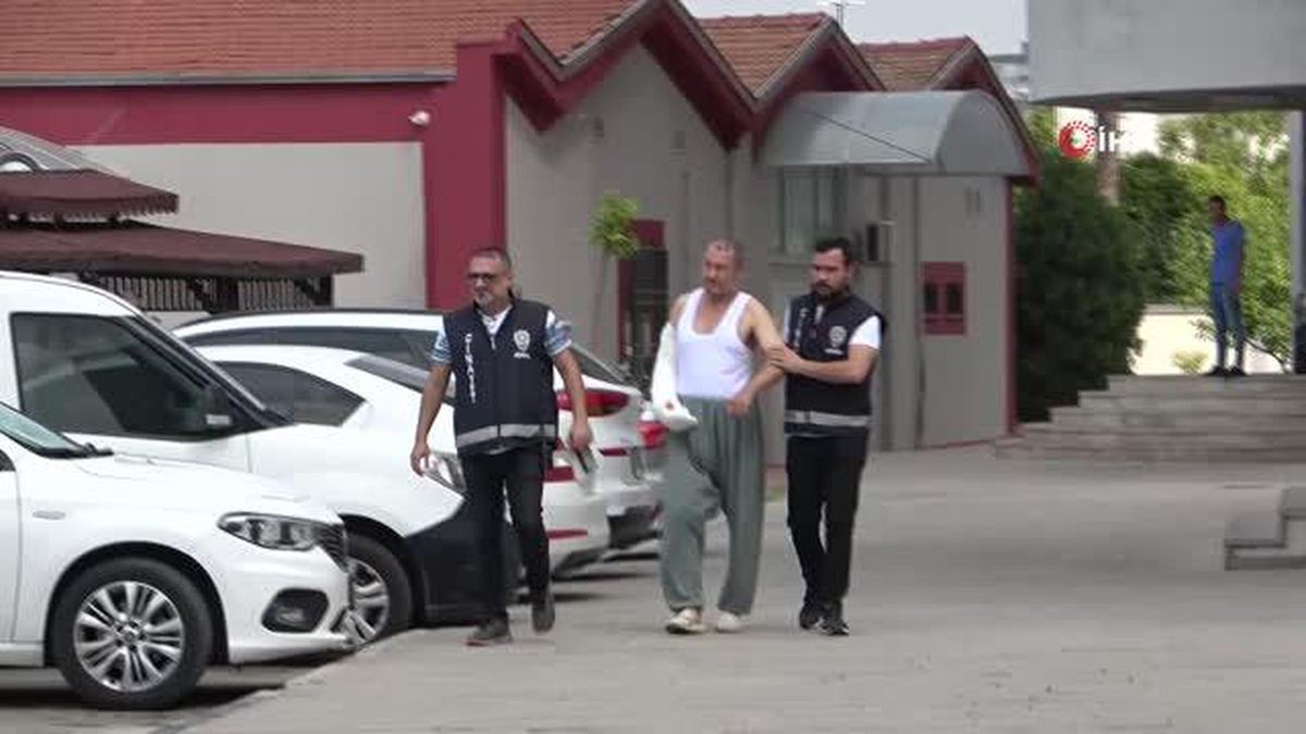 Yaylaya gitmek isteyen annesini yastıkla boğarak öldürdü