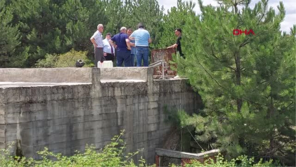 ZEHİRLENMELERİN YAŞANDIĞI KÖYDE, MİKROBİYOLOJİK KİRLENME NEDENİYLE SU KULLANIMI KISITLANDI