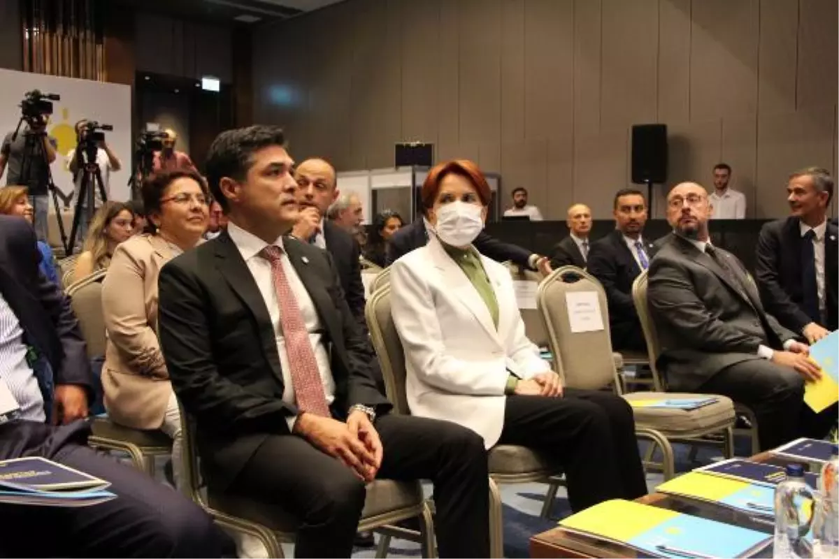 AKŞENER PARTİSİNİN "EKONOMİ" TOPLANTISINDA KONUŞTU