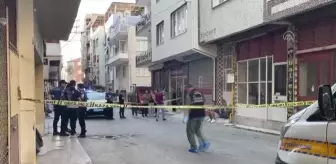 Bir kişi eşi ve kayınpederini silahla öldürdü, 2 baldızını yaraladı