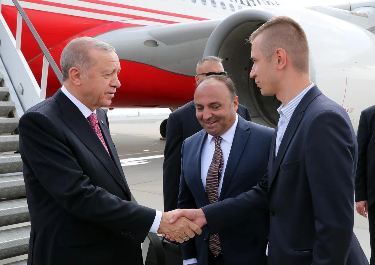 Cumhurbaşkanı Erdoğan, Ukrayna ziyareti için Polonya\'ya geldi