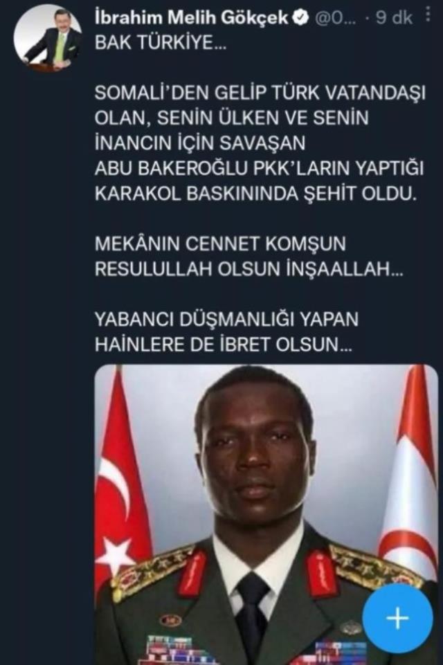Gökçek, Aboubakar'ın fotoşoplu fotoğrafını hem Müslüman hem şehit asker gibi paylaştı! Dalga konusu olunca hemen sildi Gökçek, Aboubakar'ın fotoşoplu fotoğrafını hem Müslüman hem şehit asker gibi paylaştı! Dalga konusu olunca hemen sildi