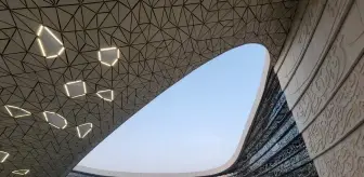 Katar'da çağın ruhuyla harmanlanmış bir İslam mimarisi: Eğitim Şehri Camisi