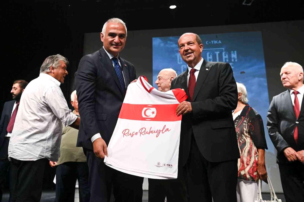 Kültür ve Turizm Bakanı Ersoy, KKTC\'de "Gol Atan Cepheye" belgeselinin galasına katıldı