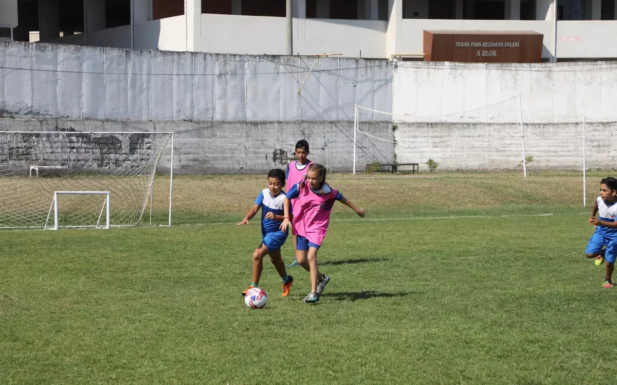 Mudanya Yaz Spor Okullarında sertifika sevinci