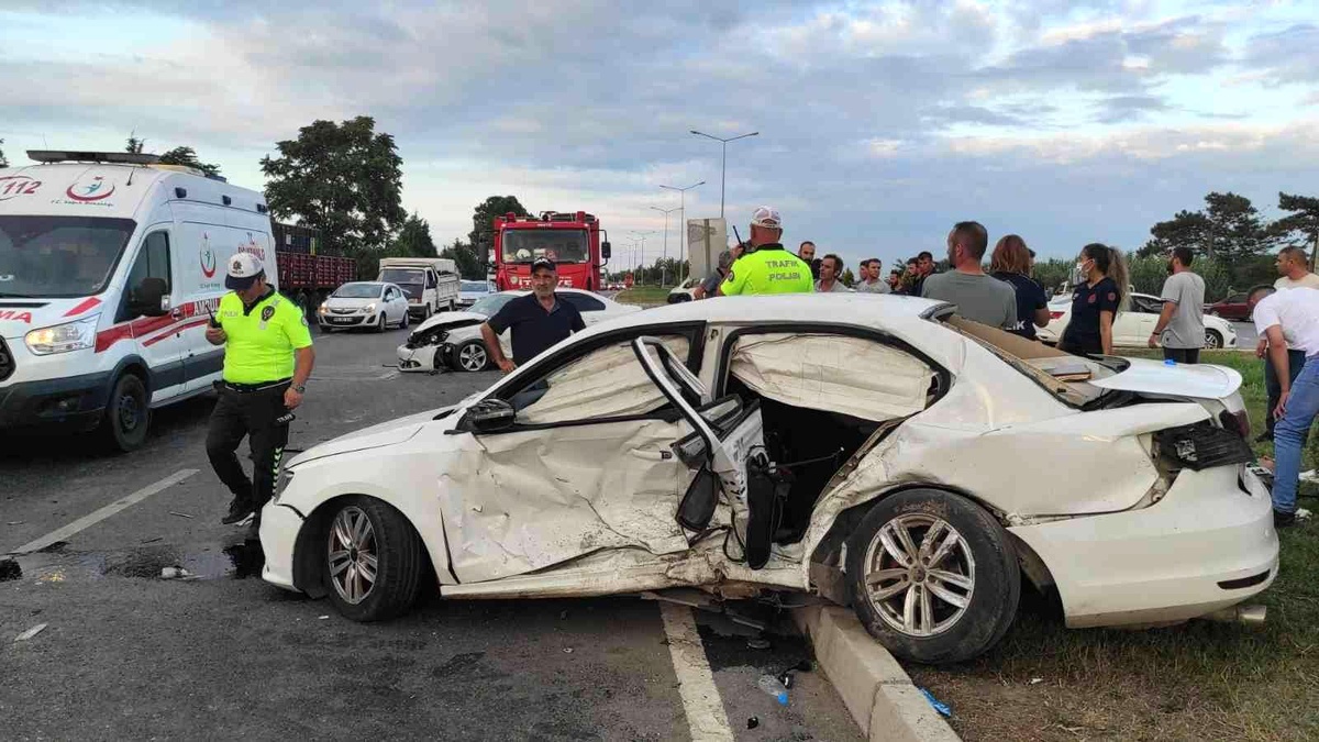 Samsun\'da trafik kazası: 1 ölü, 8 yaralı